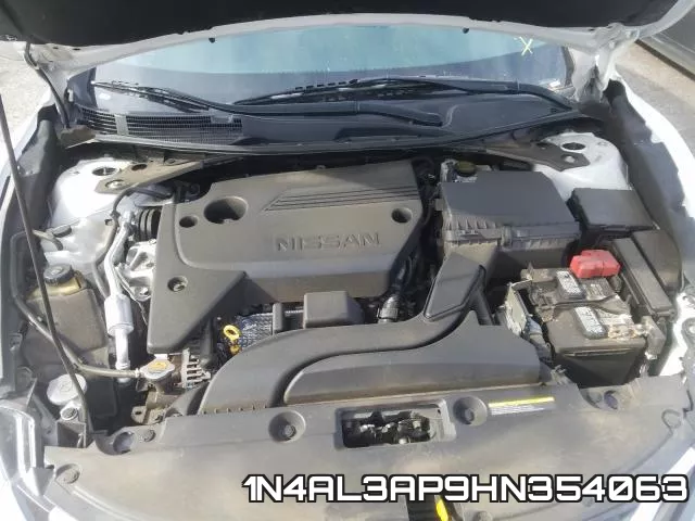 1N4AL3AP9HN354063 фото 8