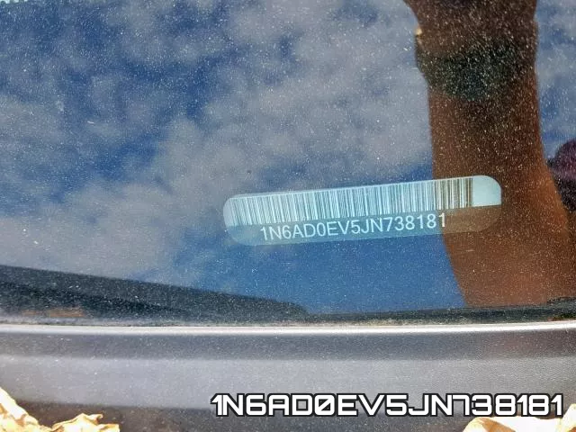 1N6AD0EV5JN738181 фото 2