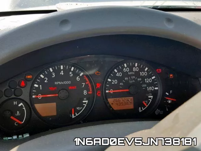 1N6AD0EV5JN738181 фото 9