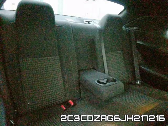 2C3CDZAG6JH217216 фото 7