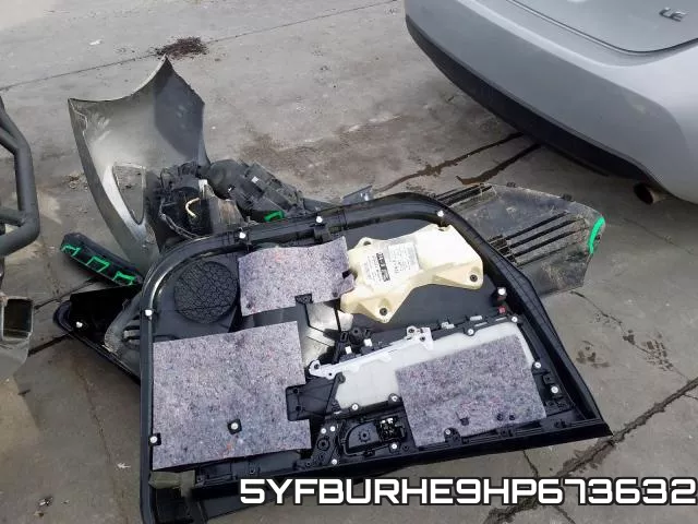 5YFBURHE9HP673632 фото 10