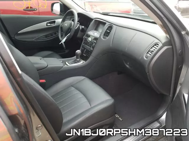 JN1BJ0RP5HM387223 фото 6