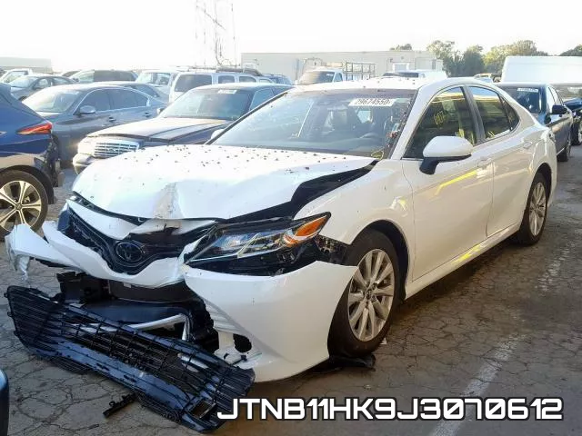 JTNB11HK9J3070612 фото 3
