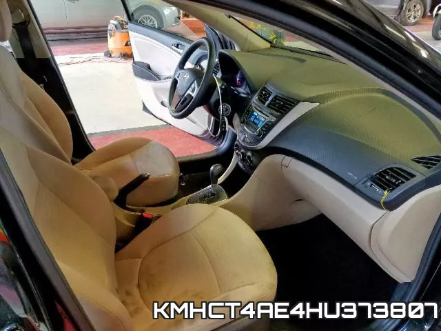 KMHCT4AE4HU373807 фото 6
