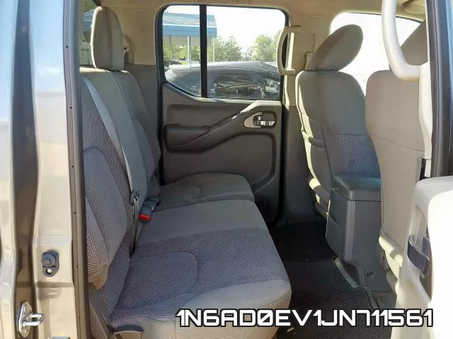 1N6AD0EV1JN711561 фото 7