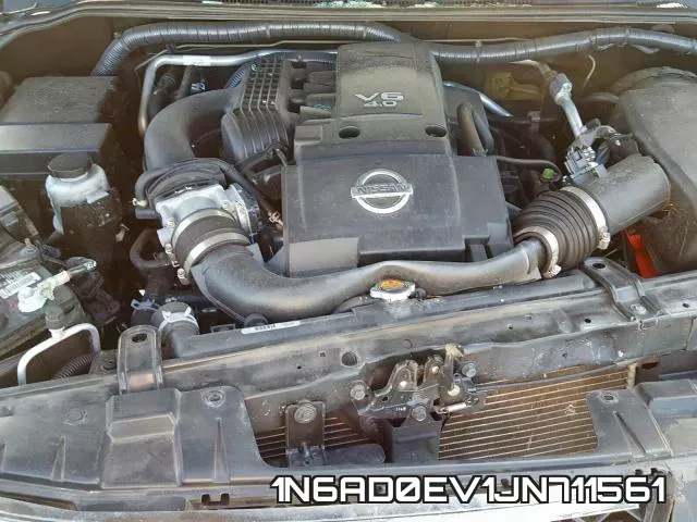 1N6AD0EV1JN711561 фото 8