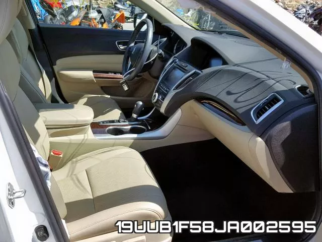 19UUB1F58JA002595 фото 6