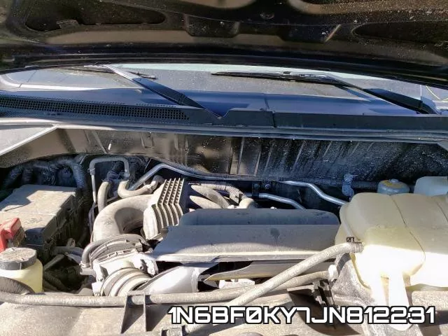 1N6BF0KY7JN812231 фото 8