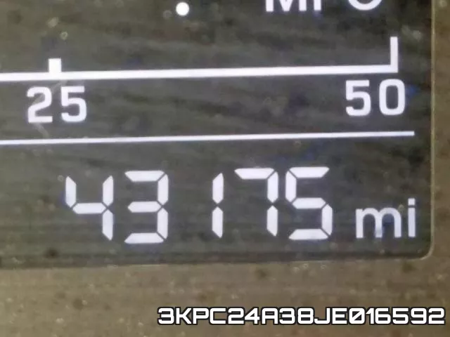 3KPC24A38JE016592 фото 9