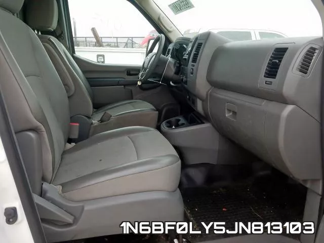 1N6BF0LY5JN813103 фото 6