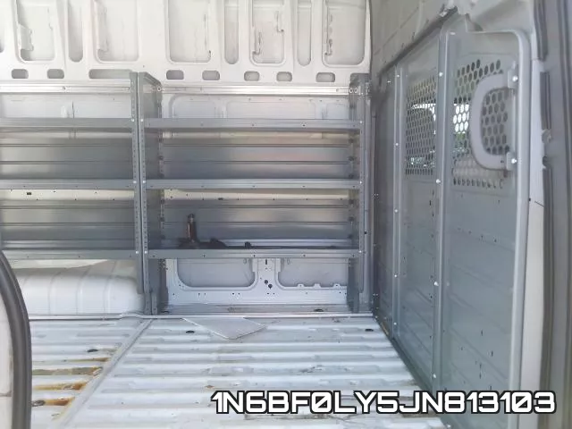 1N6BF0LY5JN813103 фото 7