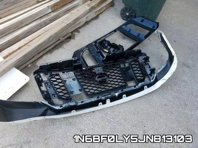 1N6BF0LY5JN813103 фото 10