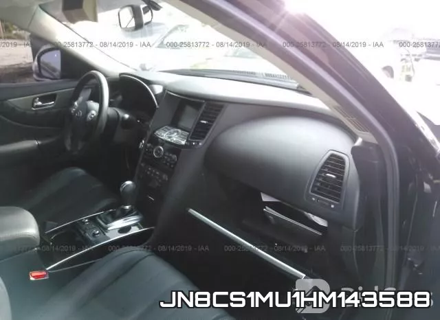JN8CS1MU1HM143588 фото 6