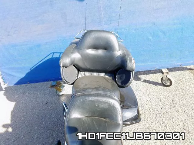 1HD1FCC11JB670301 фото 7