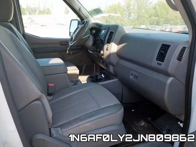 1N6AF0LY2JN809862 фото 6