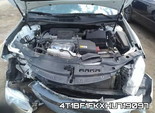 4T1BF1FKXHU719097 фото 2
