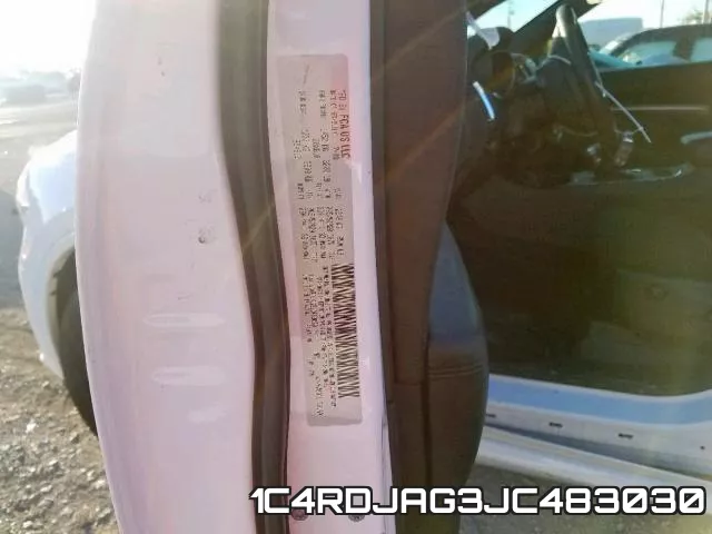 1C4RDJAG3JC483030 фото 2