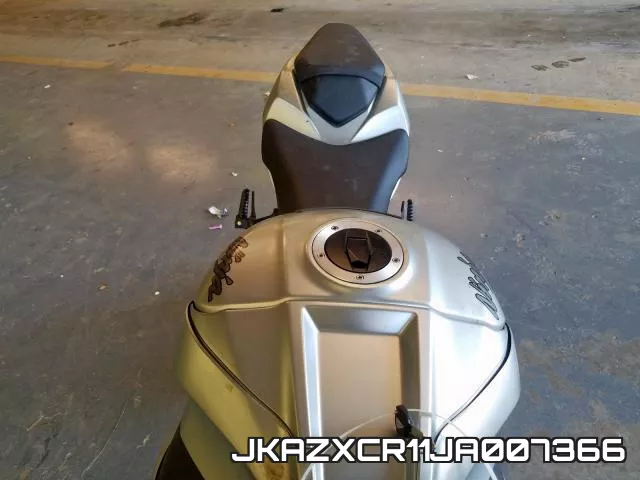 JKAZXCR11JA007366 фото 7
