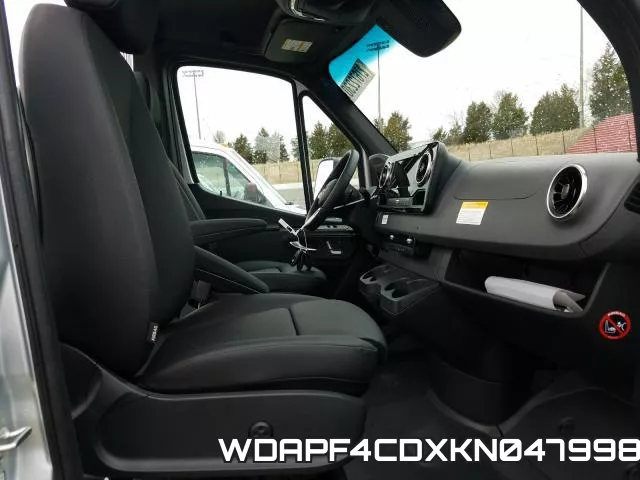 WDAPF4CDXKN047998 фото 6