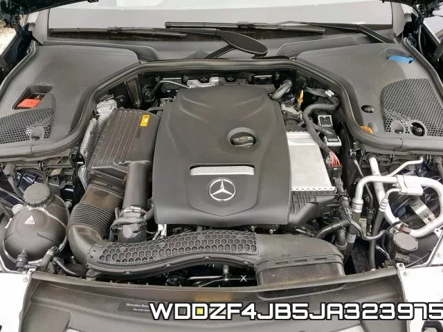 WDDZF4JB5JA323975 фото 8