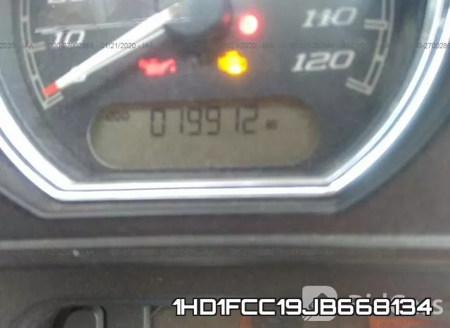 1HD1FCC19JB668134 фото 8