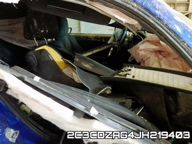 2C3CDZAG4JH219403 фото 6
