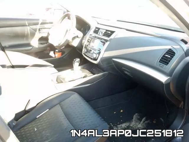1N4AL3AP0JC251812 фото 6