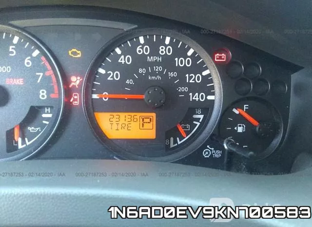 1N6AD0EV9KN700583 фото 8