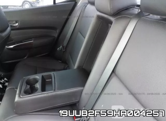 19UUB2F59HA004257 фото 9
