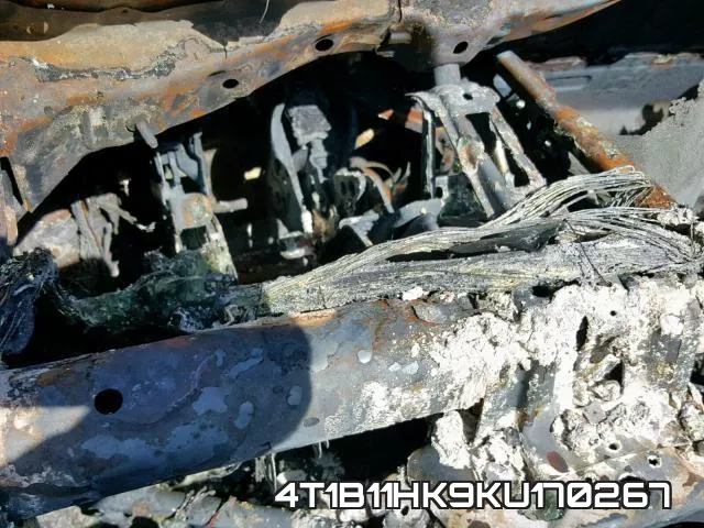4T1B11HK9KU170267 фото 9