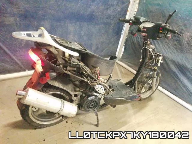 LL0TCKPX7KY180042 фото 5