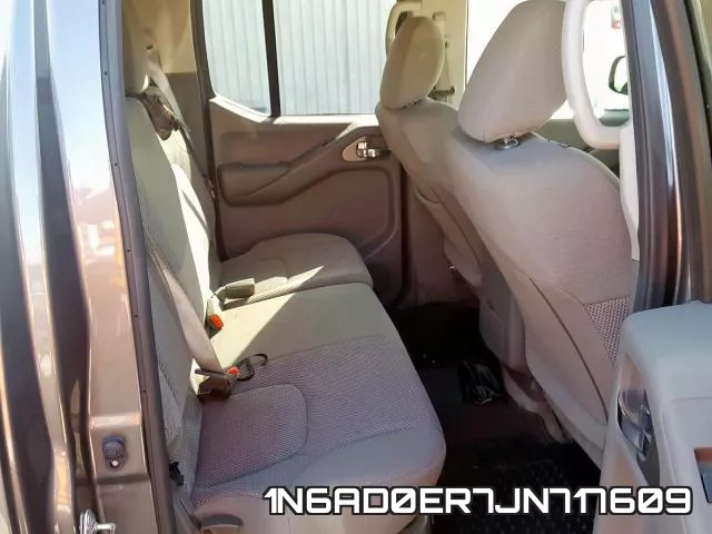 1N6AD0ER7JN717609 фото 7