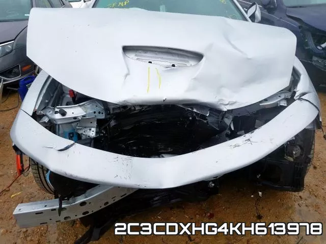 2C3CDXHG4KH613978 фото 10