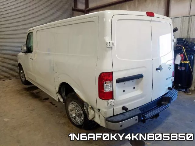 1N6AF0KY4KN805850 фото 4