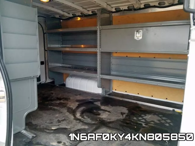 1N6AF0KY4KN805850 фото 7
