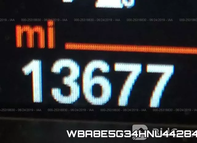 WBA8E5G34HNU44284 фото 8
