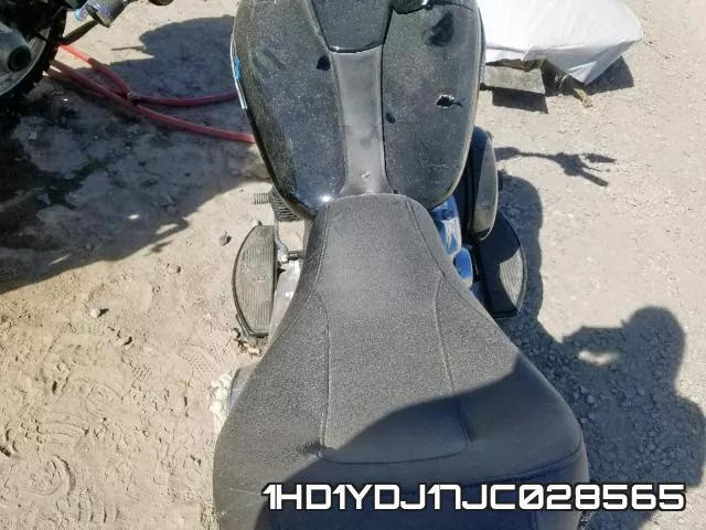 1HD1YDJ17JC028565 фото 6