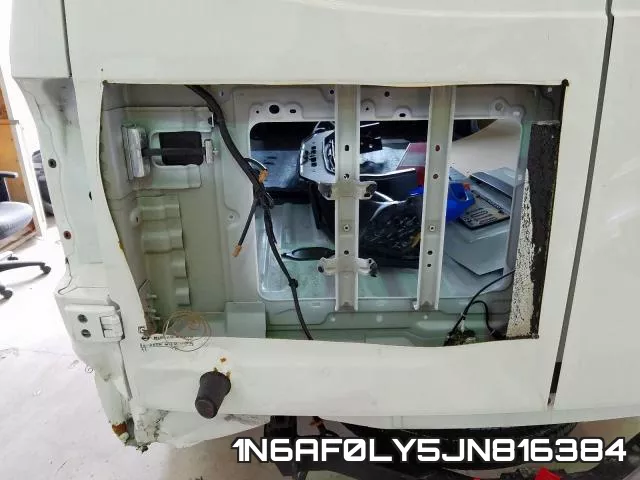 1N6AF0LY5JN816384 фото 10