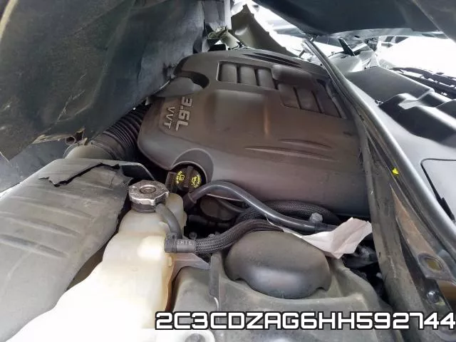 2C3CDZAG6HH592744 фото 8