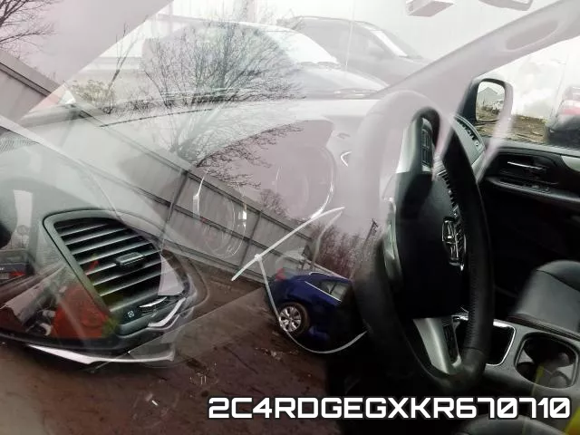 2C4RDGEGXKR670710 фото 9