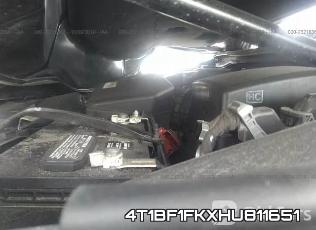 4T1BF1FKXHU811651 фото 2