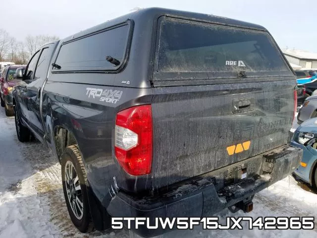 5TFUW5F15JX742965 фото 4