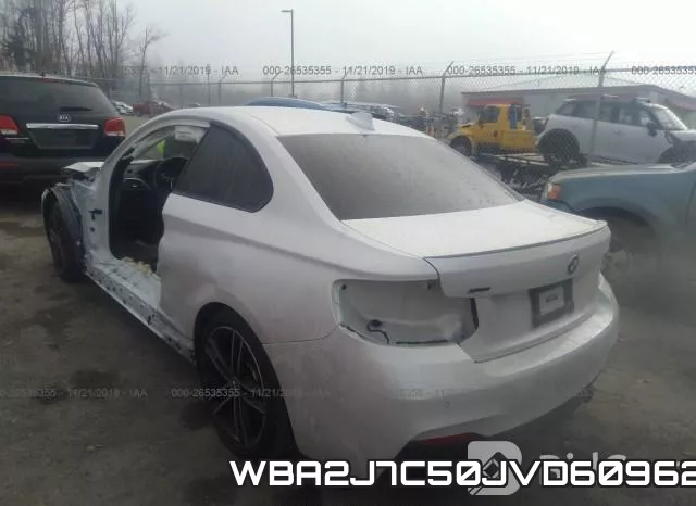 WBA2J7C50JVD60962 фото 4