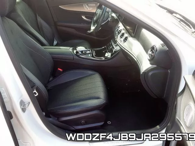 WDDZF4JB9JA295579 фото 6