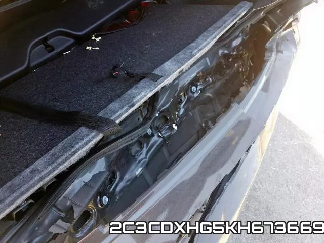 2C3CDXHG5KH673669 фото 10