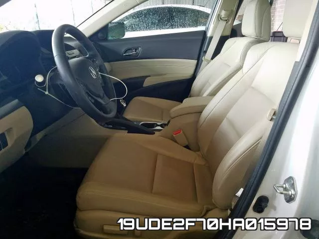 19UDE2F70HA015978 фото 6