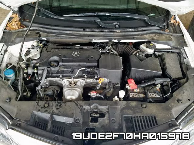 19UDE2F70HA015978 фото 8