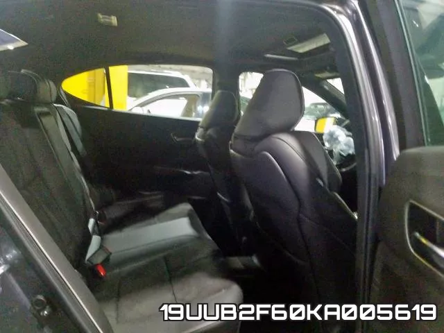 19UUB2F60KA005619 фото 7