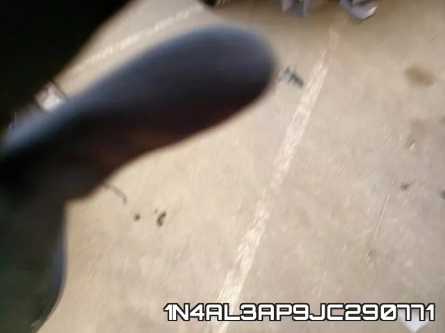 1N4AL3AP9JC290771 фото 4