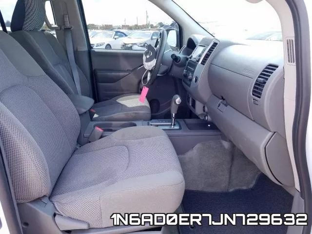 1N6AD0ER7JN729632 фото 6